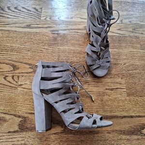 Charlotte Russe Taupe Ellen Lace Up Chunky Block Heel Open Toe Shoes 8